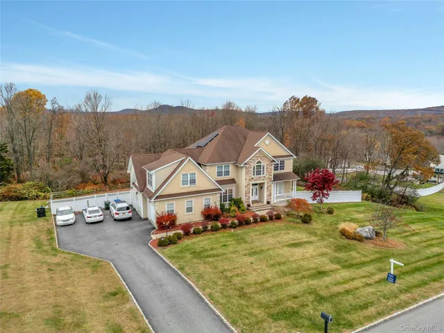 $999,000 | 4 Camelback Road, Chester, NY 10918