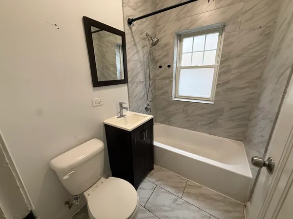 $1,395 | 6839 21st Street, Unit 1S, Berwyn, IL 60402