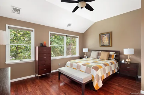 $829,000 | 401 Glenwood Drive, Unit 401, Briarcliff Manor, NY 10510