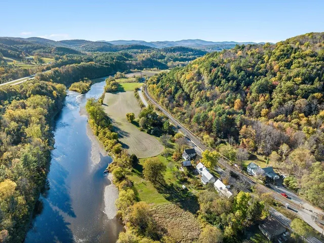 $249,000 | 4457 Highway 14, Royalton, VT 05068