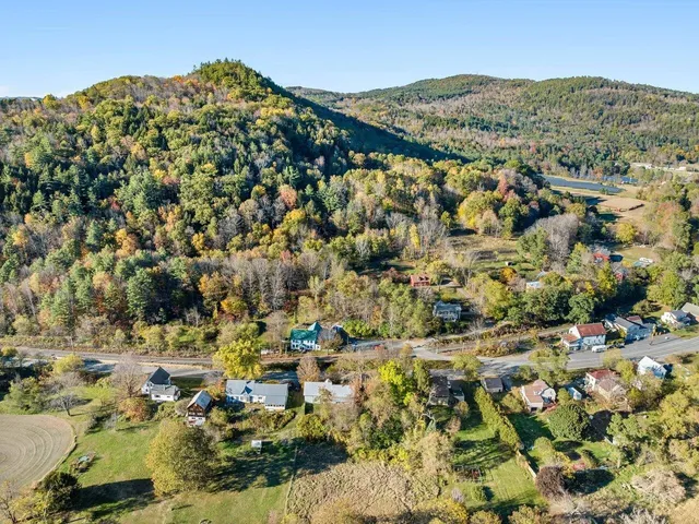 $249,000 | 4457 Highway 14, Royalton, VT 05068