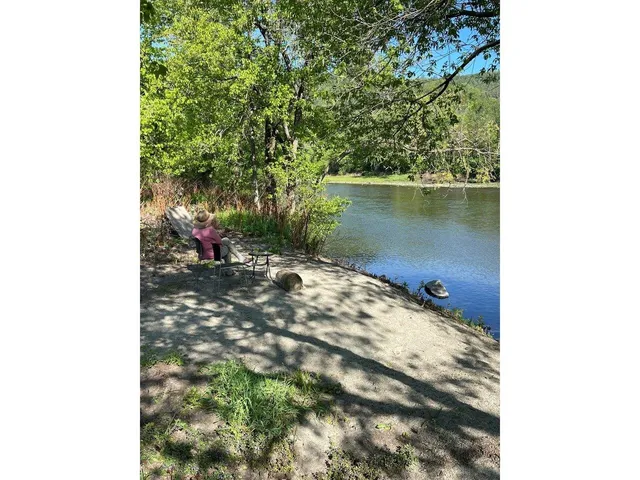 $249,000 | 4457 Highway 14, Royalton, VT 05068