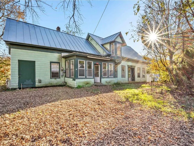 $249,000 | 4457 Highway 14, Royalton, VT 05068