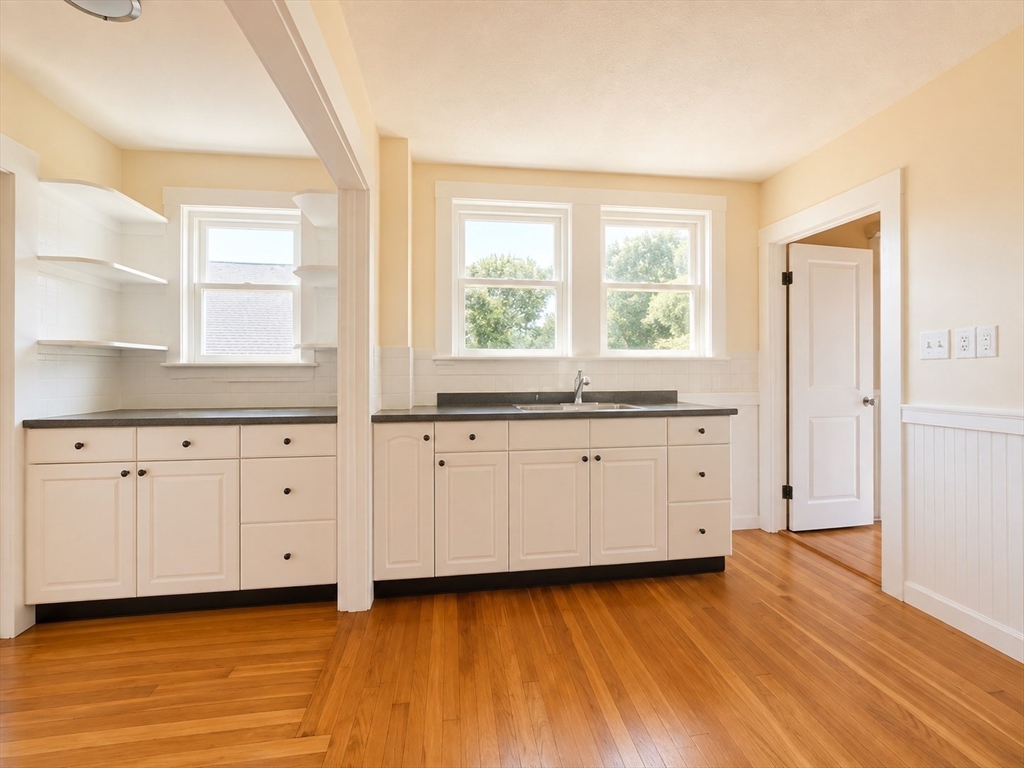 27 Woodleigh Road Watertown, MA 02472 - Photo 22 of 40 Gallery Image 22