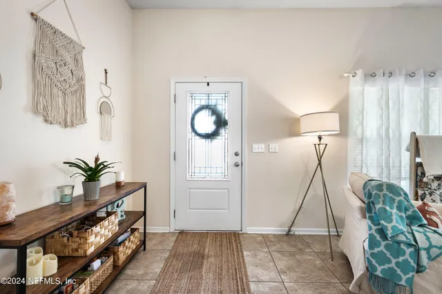 a view of entryway with a potted plant