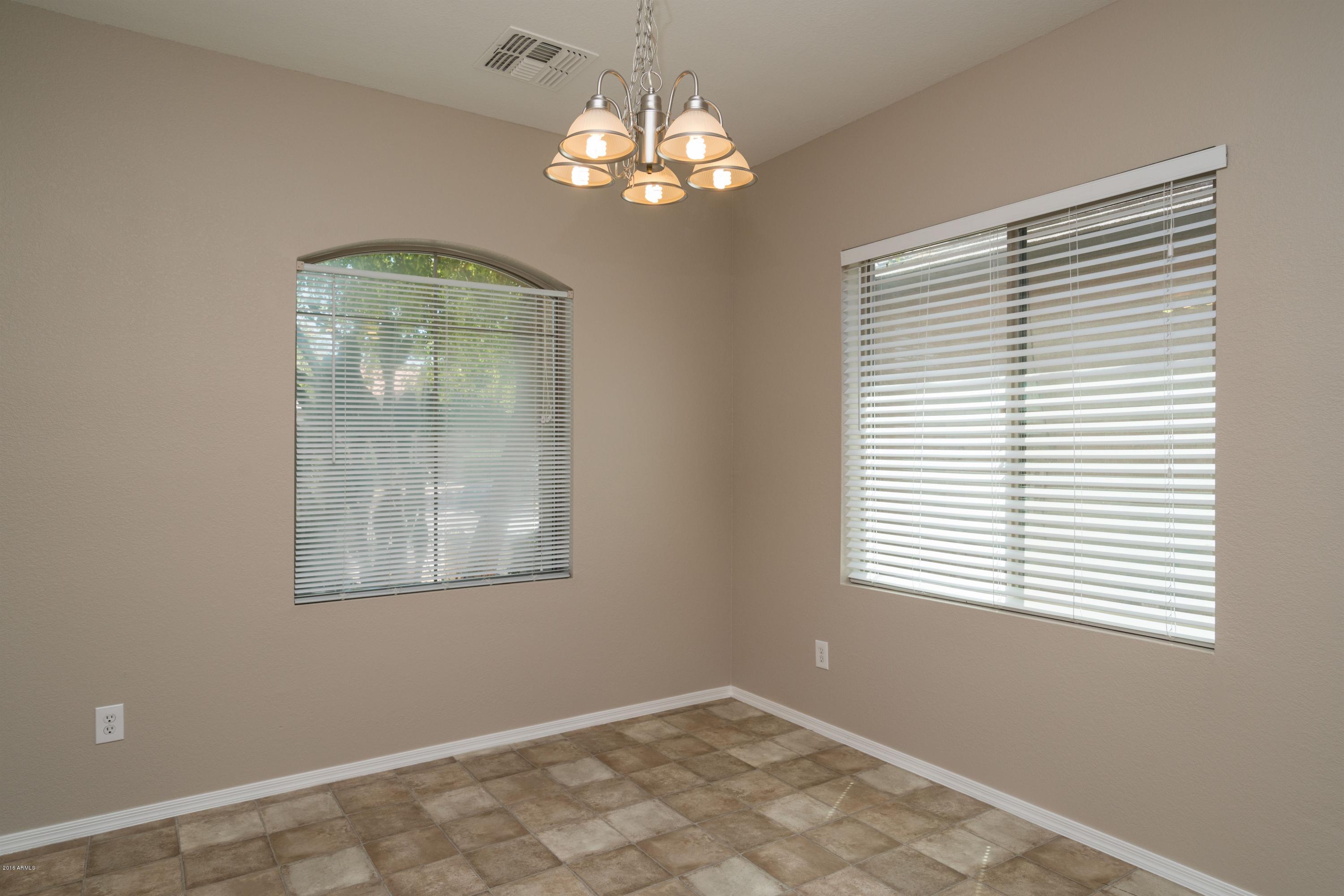 9306 West Berkeley Road Phoenix, AZ 85037 - Photo 6 of 15 006_Dining
