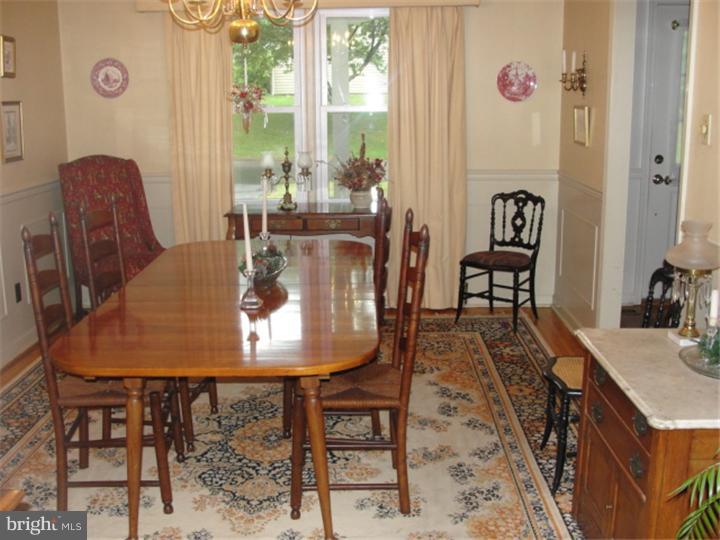 215 Surrey Road Chalfont, PA 18914 - Photo 12 of 25 Dining Room