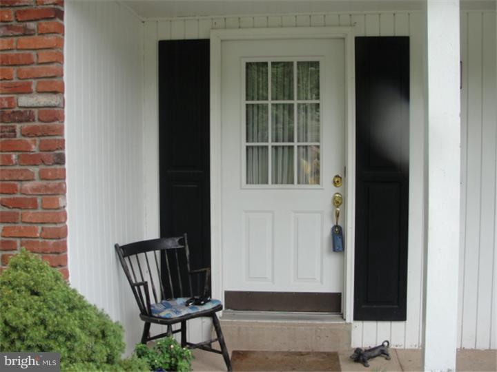 215 Surrey Road Chalfont, PA 18914 - Photo 3 of 25 Exterior