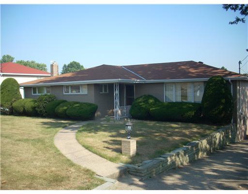 934 McCoy Road McKees Rocks, PA 15136 - Photo 1 of 10 Exterior Front.