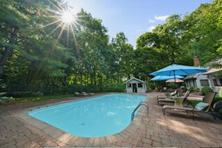 4200 Dublin Road Columbus, OH 43221 - Photo 8 of 19 Pool