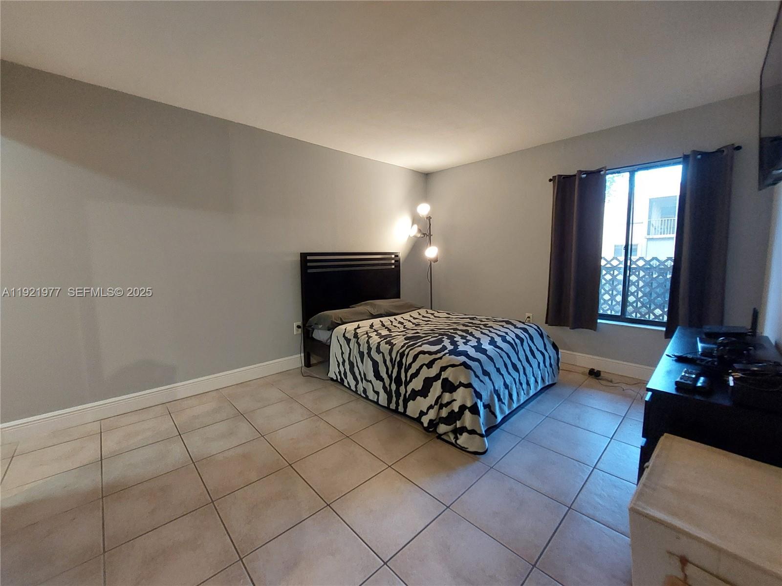 8415 Southwest 107th Avenue, Unit 255W Miami, FL 33173 - Photo 20 of 44