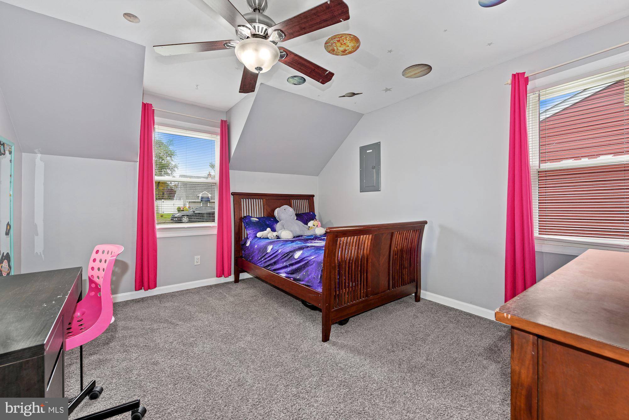 127 Dory Court Beverly, NJ 08010 - Photo 13 of 31 Bedroom 2