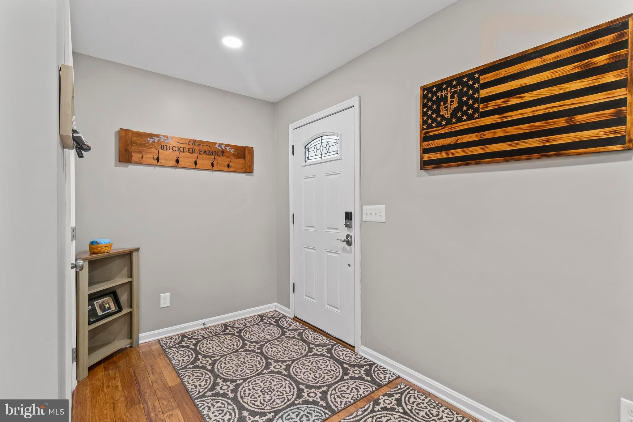44350 Clarkes Landing Road Hollywood, MD 20636 - Photo 18 of 39 a view of kitchen