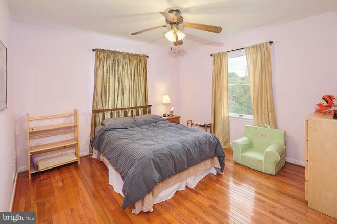 14719 Braddock Road Centreville, VA 20120 - Photo 20 of 22 Bedroom