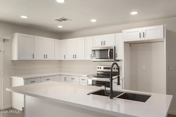 $530,000 | 6801 South Palm Drive, Tempe, AZ 85283