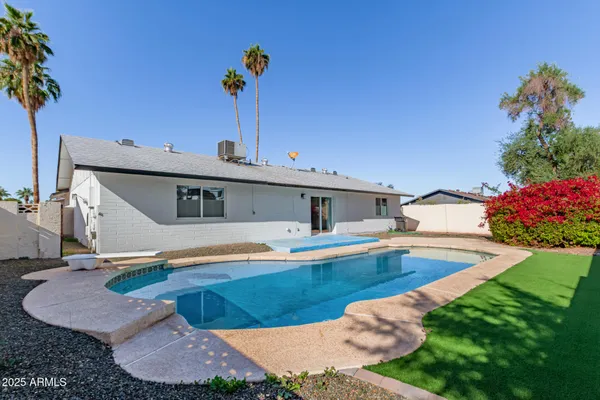 $530,000 | 6801 South Palm Drive, Tempe, AZ 85283