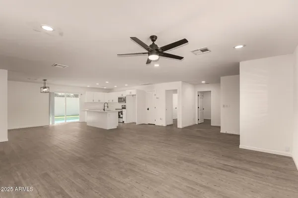 $530,000 | 6801 South Palm Drive, Tempe, AZ 85283