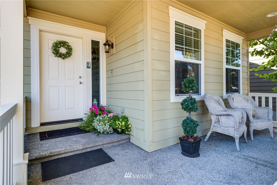 7017 Inlay Street Southeast Lacey, WA 98513 - Photo 2 of 25 Gallery Image 2
