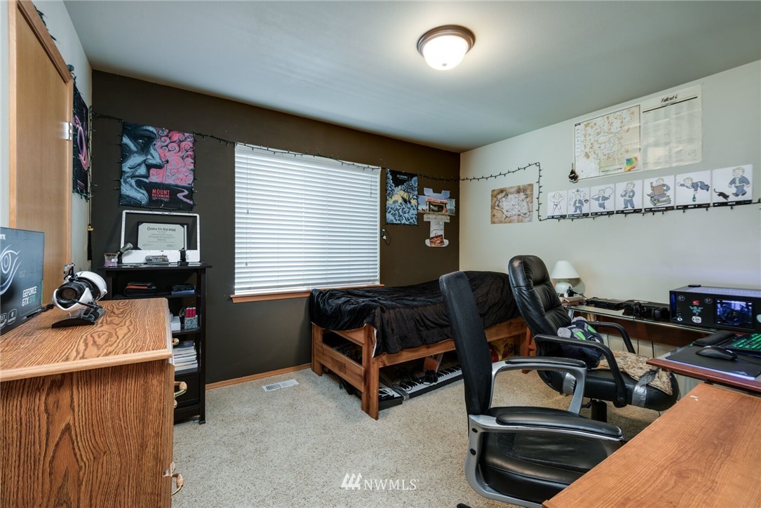 7017 Inlay Street Southeast Lacey, WA 98513 - Photo 23 of 25 Gallery Image 23
