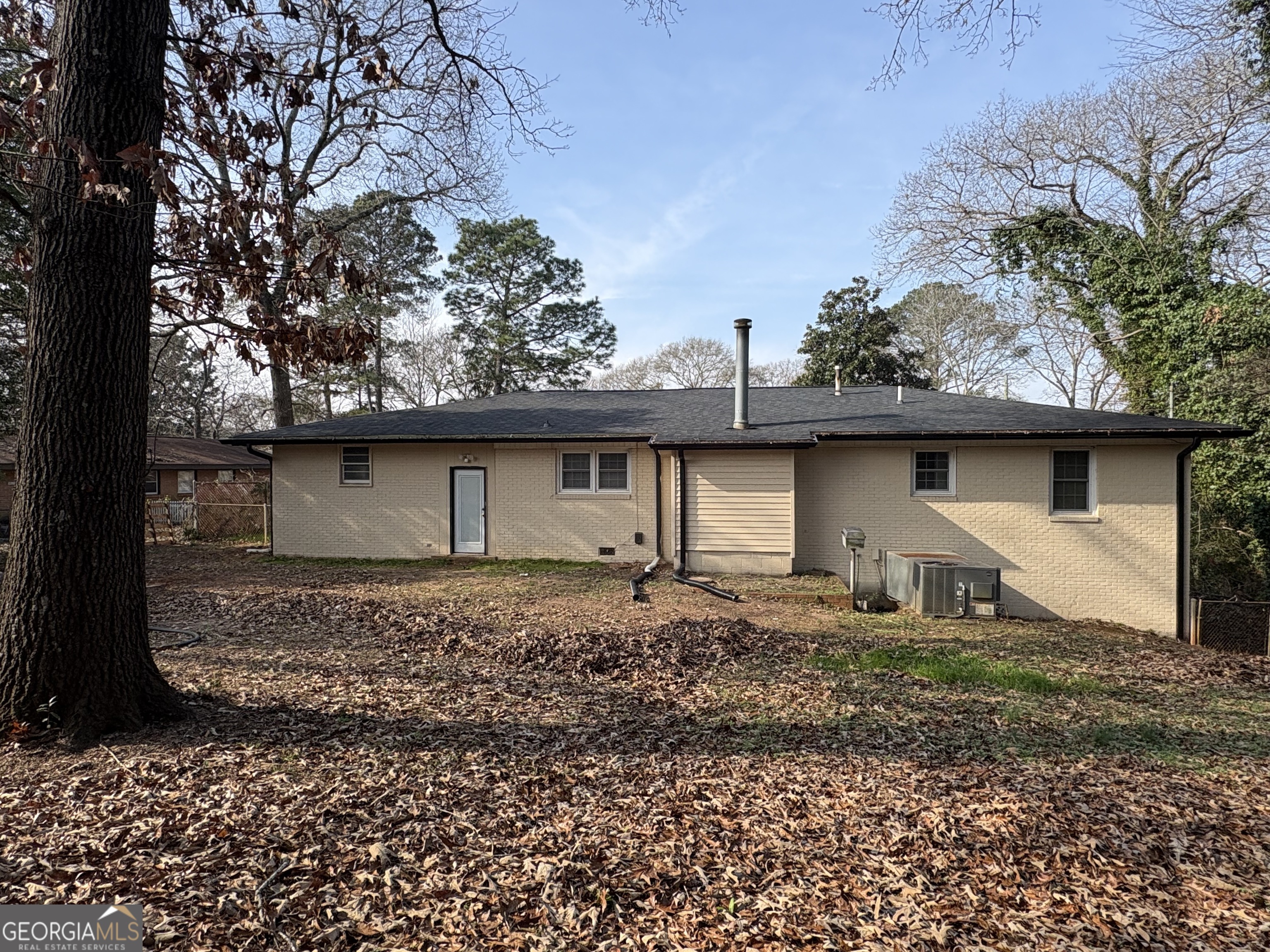 111 Hawthorne Road Warner Robins, GA 31093 - Photo 3 of 25