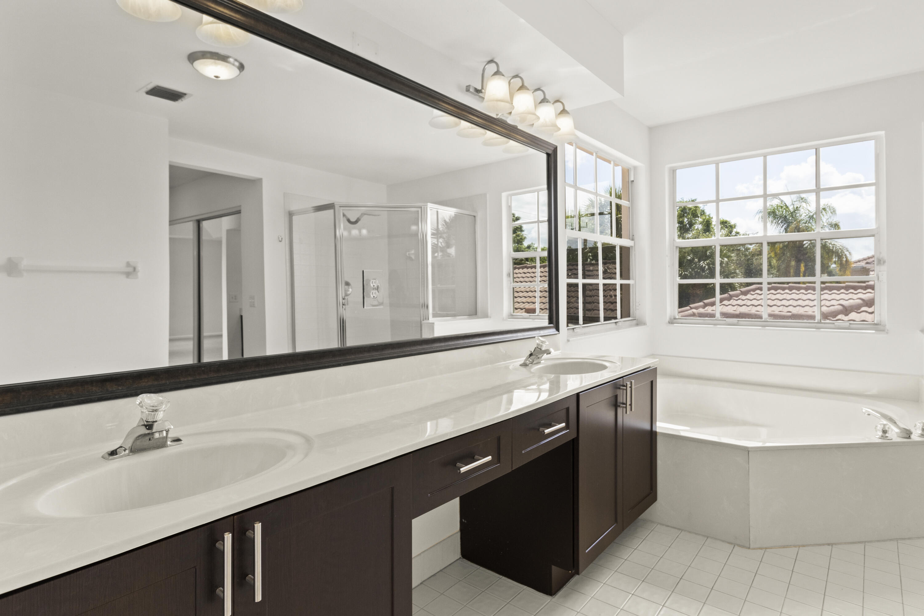 9542 Fox Trot Lane Boca Raton, FL 33496 - Photo 23 of 49 Primary Bath