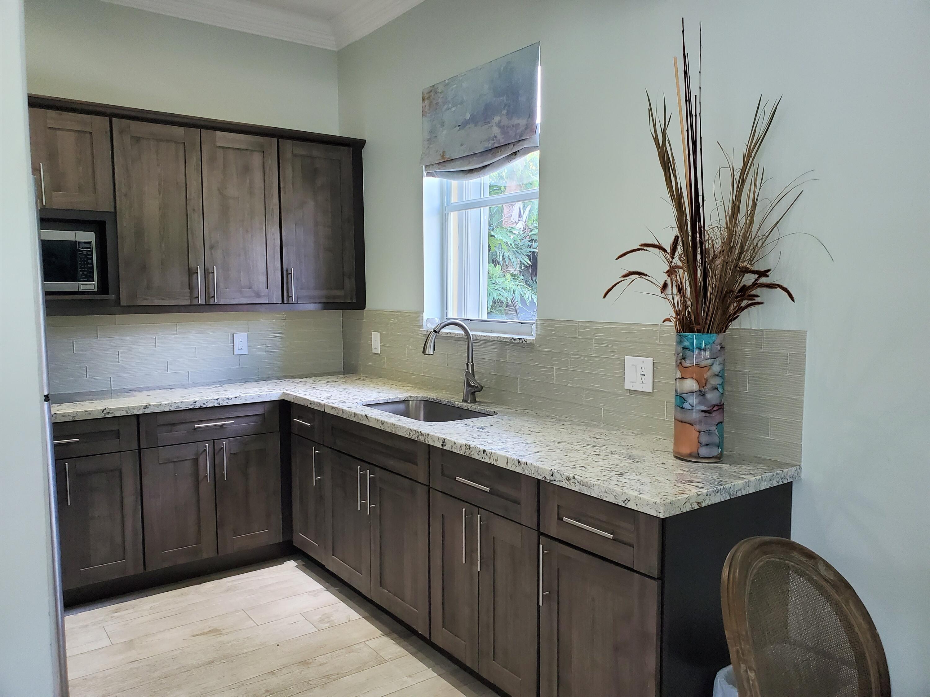9542 Fox Trot Lane Boca Raton, FL 33496 - Photo 39 of 49 Kitchen