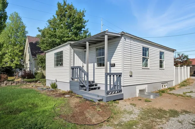 $274,400 | 1407 East Wellesley Avenue, Spokane, WA 99207