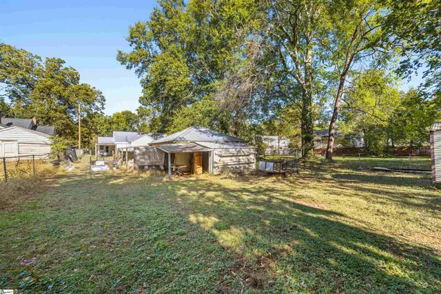 $255,000 | 6 Berkley Avenue, Greenville, SC 29609