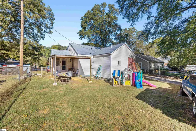 $255,000 | 6 Berkley Avenue, Greenville, SC 29609