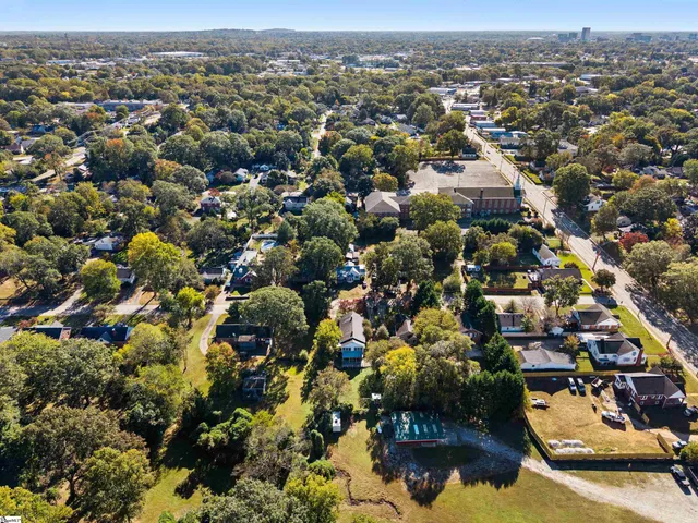 $255,000 | 6 Berkley Avenue, Greenville, SC 29609