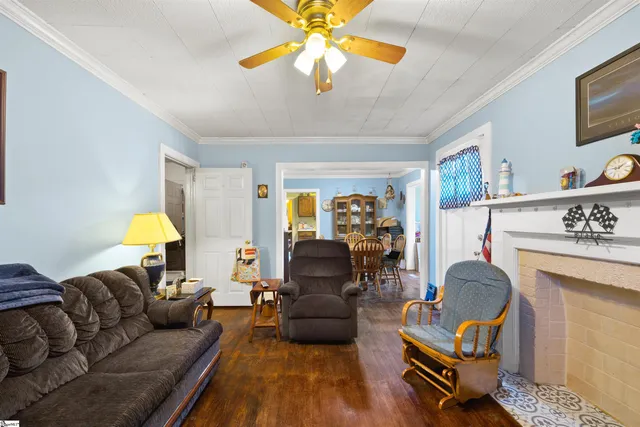 $255,000 | 6 Berkley Avenue, Greenville, SC 29609