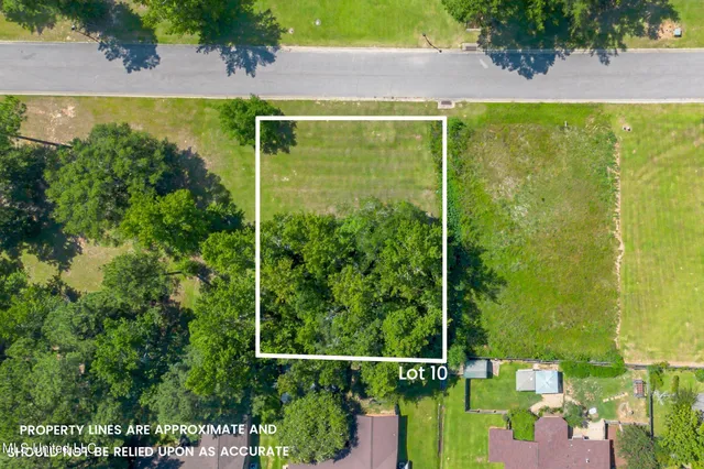 $32,500 | Lot 32 Briar Creek Circle, Laurel, MS 39440