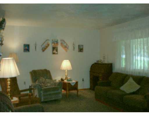 405 Fairgrounds Road Stoneboro, PA 16153 - Photo 3 of 8 Living Room.