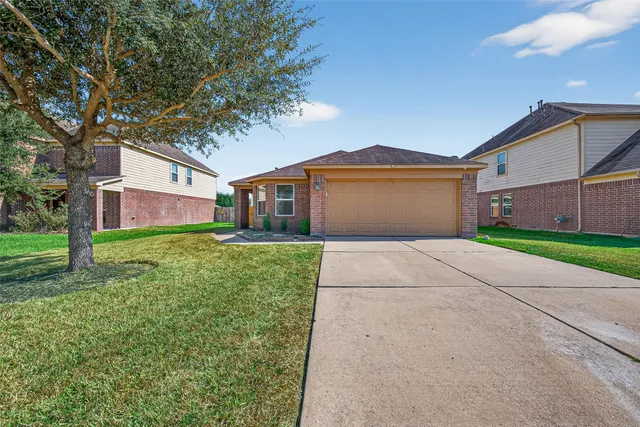 $250,000 | 2107 Bishop Hollow Lane, Rosenberg, TX 77471