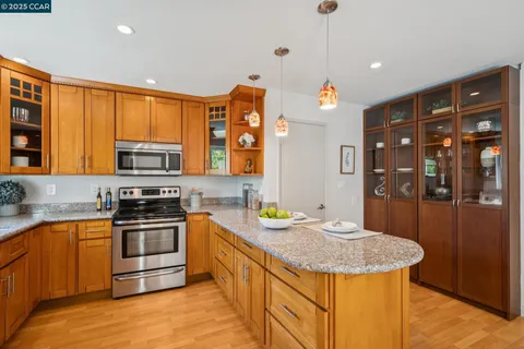 $615,000 | 1158 St Matthew Place, Unit 107, Concord, CA 94518