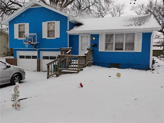 $255,000 | 502 Northeast Ash Street, Lee's Summit, MO 64063