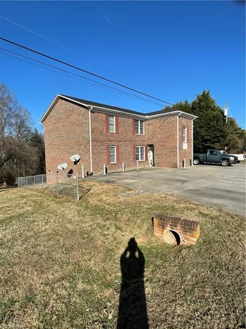 $799,000 | 617 John McGrady Road, North Wilkesboro, NC 28659