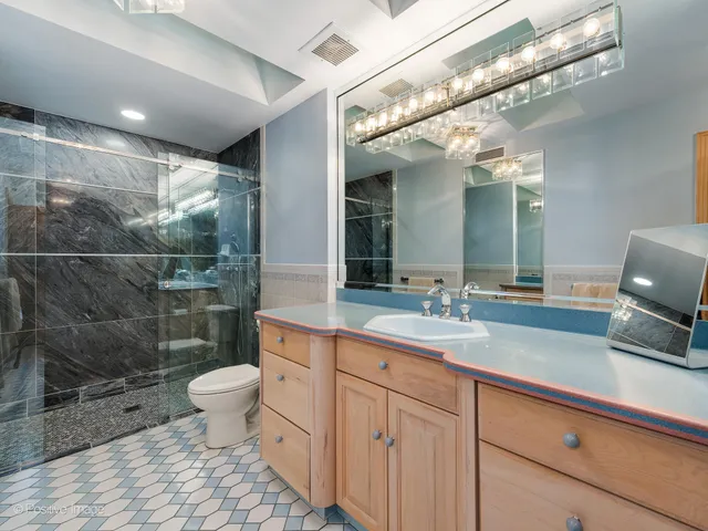 $1,795,000 | 71 North 500 West, Valparaiso, IN 46385