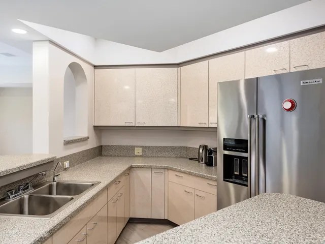 $1,795,000 | 71 North 500 West, Valparaiso, IN 46385