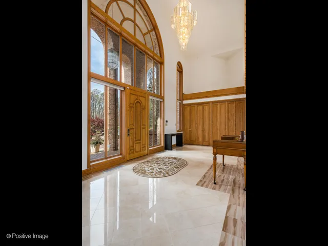 $1,795,000 | 71 North 500 West, Valparaiso, IN 46385