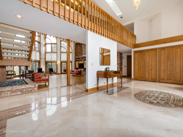 $1,795,000 | 71 North 500 West, Valparaiso, IN 46385