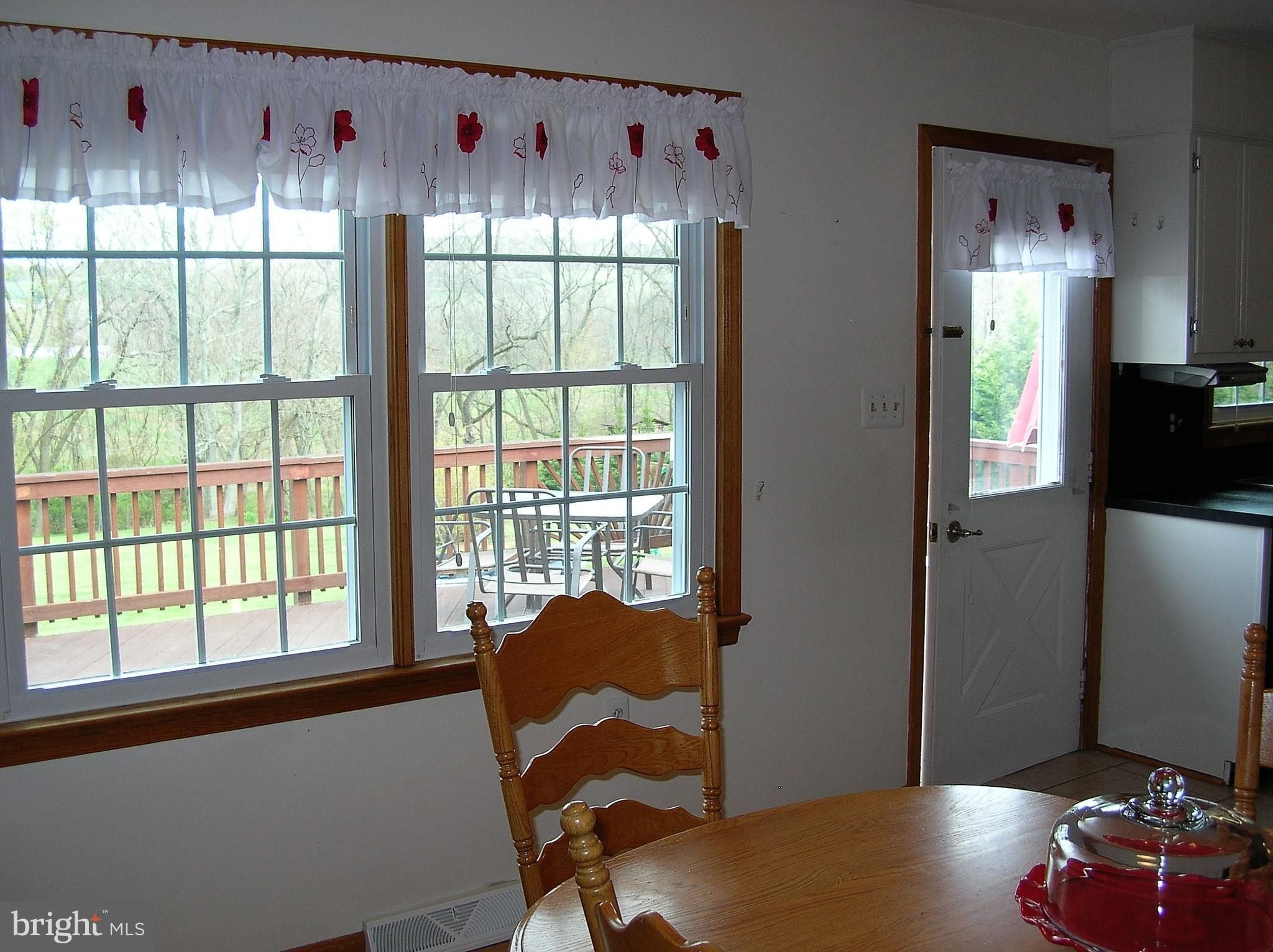 4215 Spring View Court Jefferson, MD 21755 - Photo 8 of 23 Dining Room