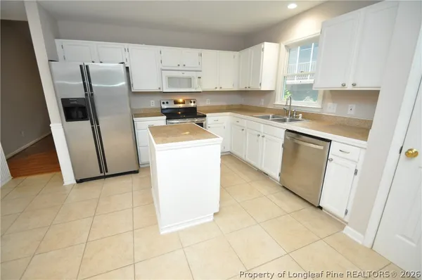 $1,845 | 2128 Leadenhall Way, Raleigh, NC 27603