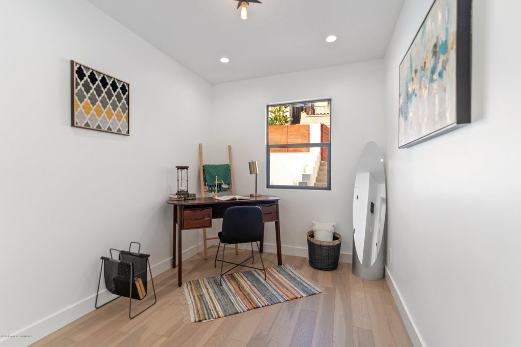 936 Dexter Street Highland Park, CA 90042 - Photo 12 of 71 KIDS ROOM/OFFICE