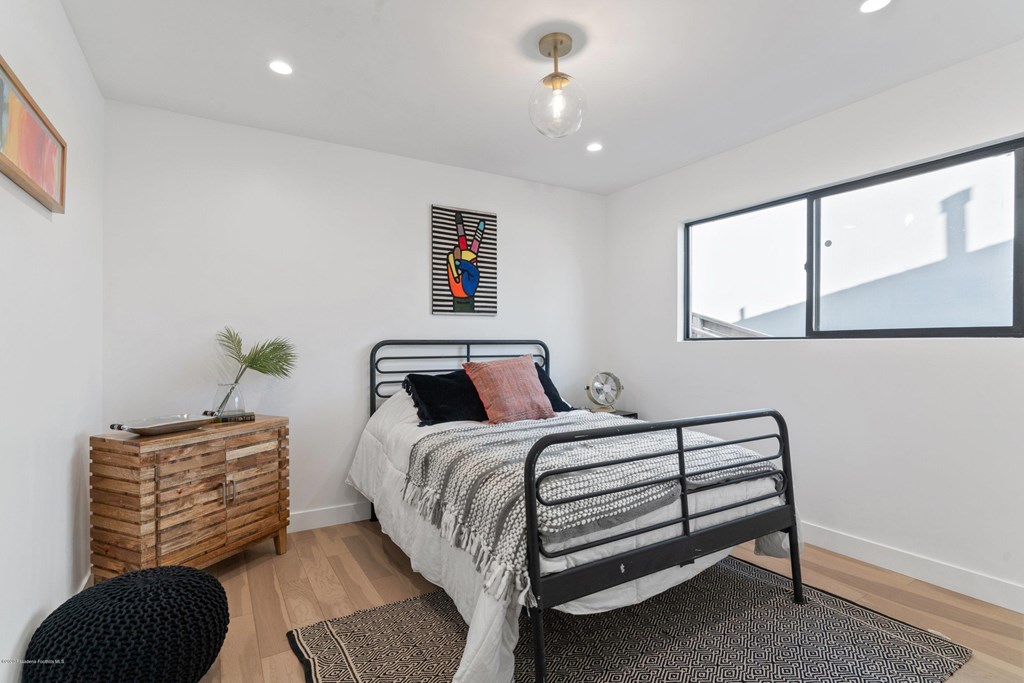 936 Dexter Street Highland Park, CA 90042 - Photo 15 of 71 2ND BEDROOM