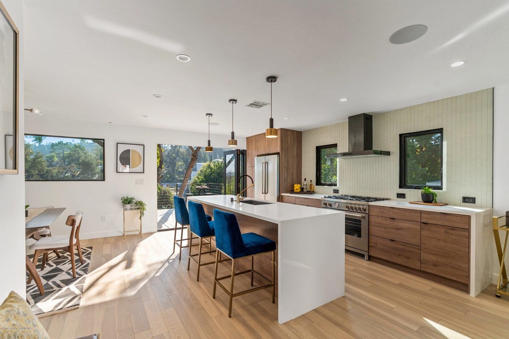 936 Dexter Street Highland Park, CA 90042 - Photo 5 of 71 DSC07438_51