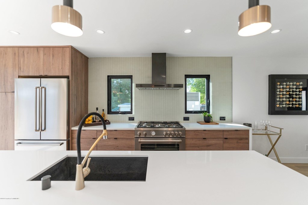 936 Dexter Street Highland Park, CA 90042 - Photo 10 of 71 DSC07488_57