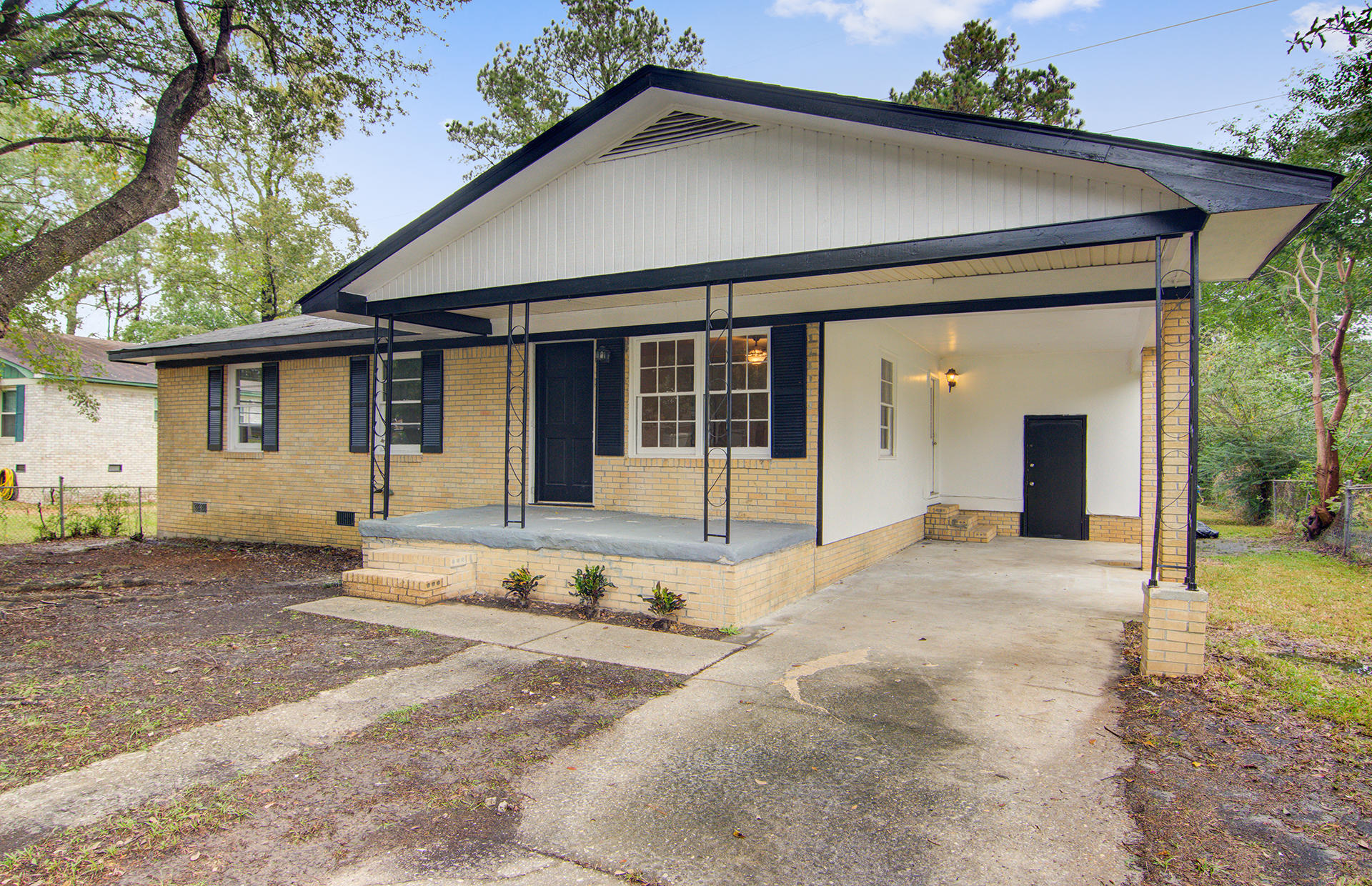 12 Raritan Road Goose Creek, SC 29445 - Photo 1 of 22 3