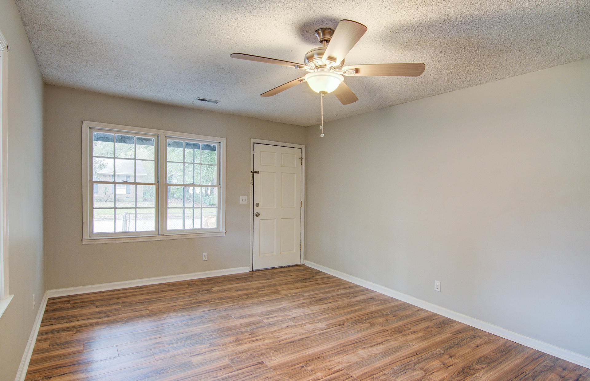 12 Raritan Road Goose Creek, SC 29445 - Photo 11 of 22 5