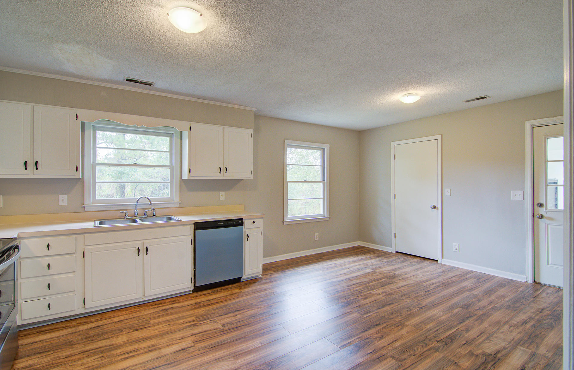 12 Raritan Road Goose Creek, SC 29445 - Photo 6 of 22 7